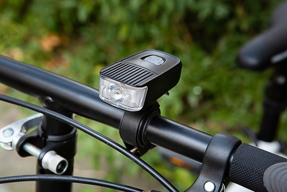 Đèn pha mũ bảo hiểm xe đạp 70x38x29mm, Đèn đội mũ bảo hiểm chu kỳ có thể sạc lại 5 Watt